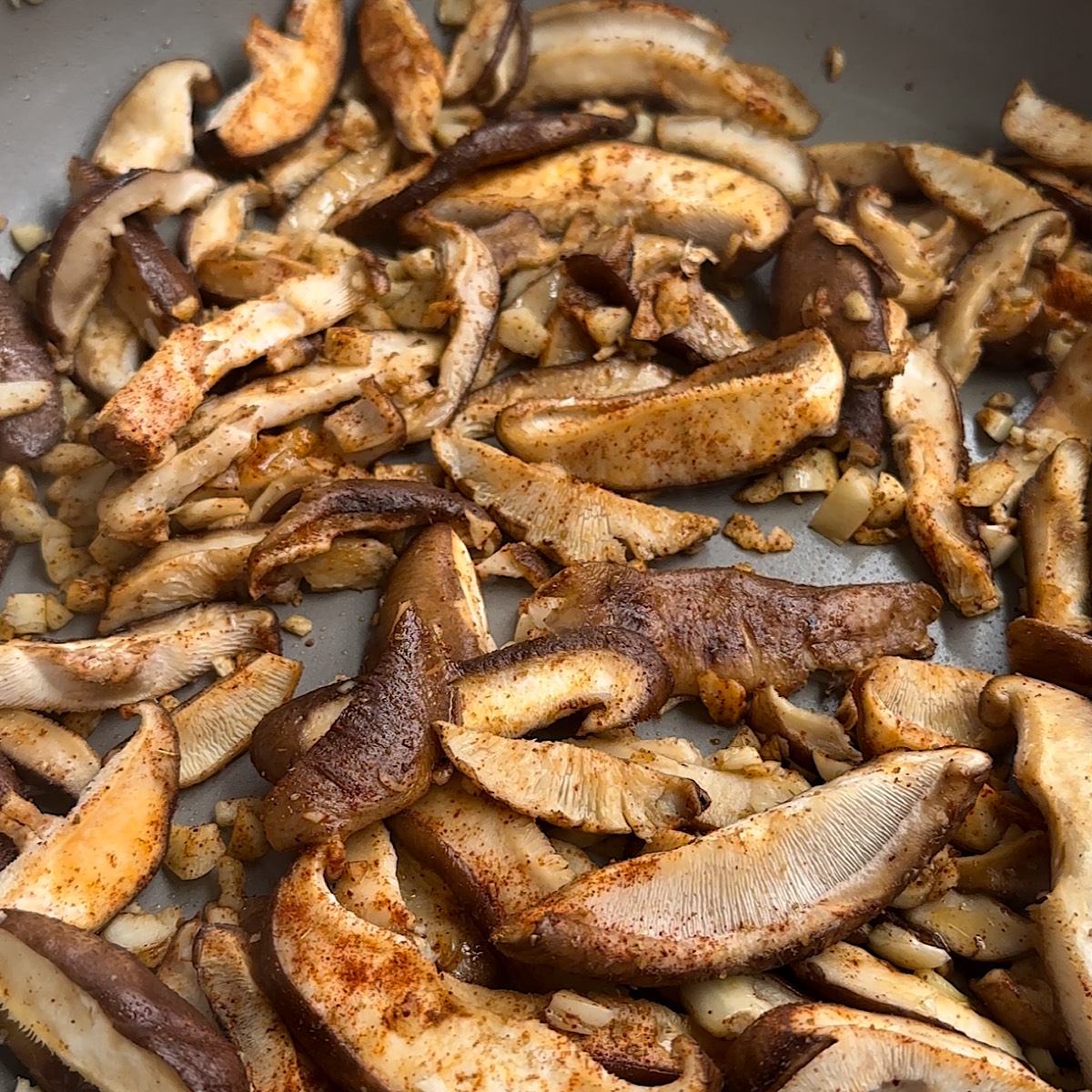 mushrooms in skillet