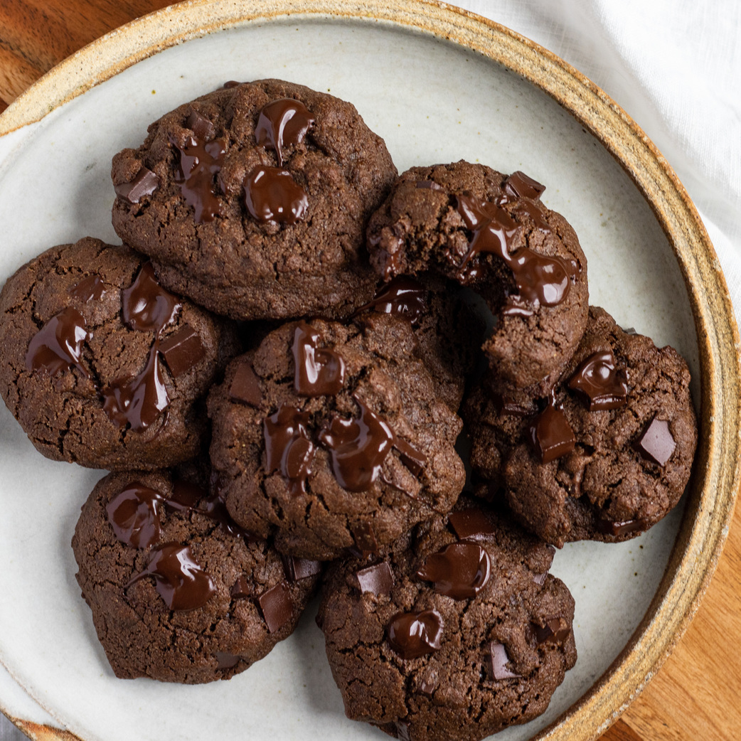 vegan mint double chocolate chip cookies (chickpea flour)