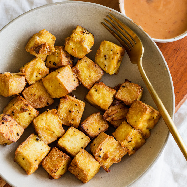 crispy salt and vinegar air fryer tofu