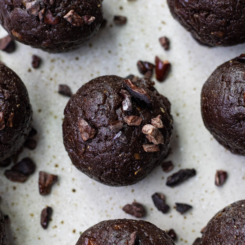 brownie batter bliss balls with cacao and dates