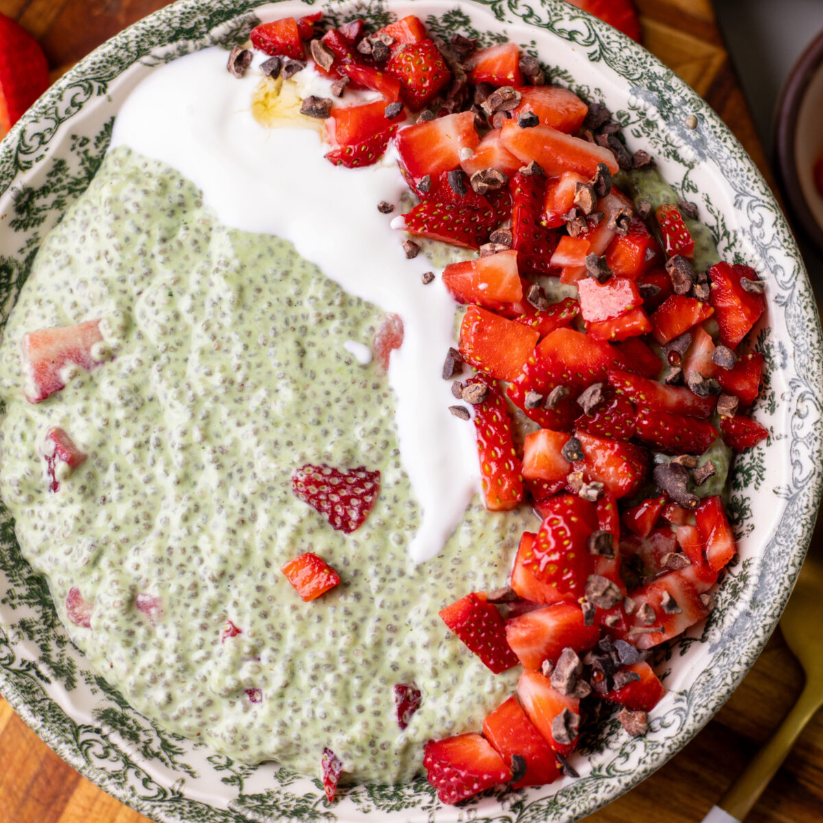 matcha strawberry chia pudding