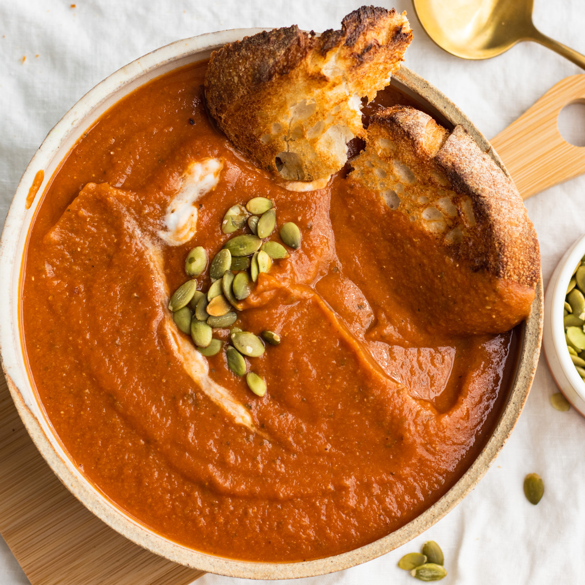 vegan creamy pumpkin tomato soup without coconut milk