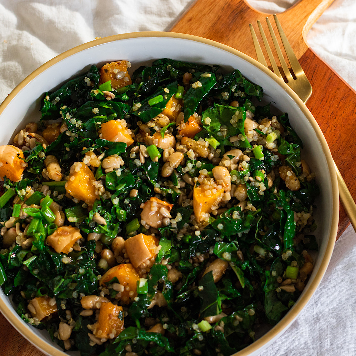 vegan crispy white bean and kale salad