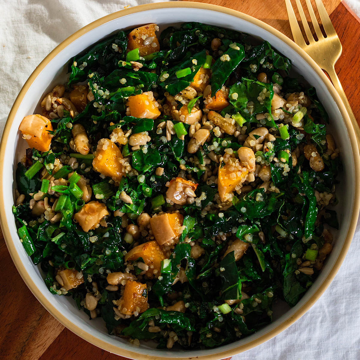 vegan crispy white bean and kale salad