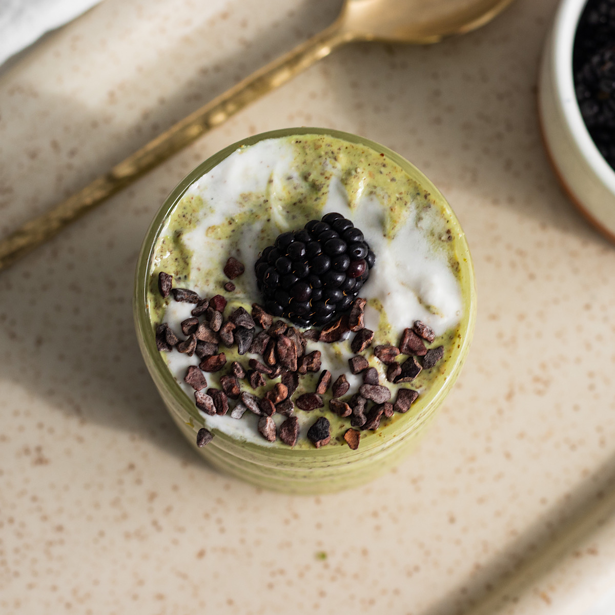 pistachio chia pudding (blended)