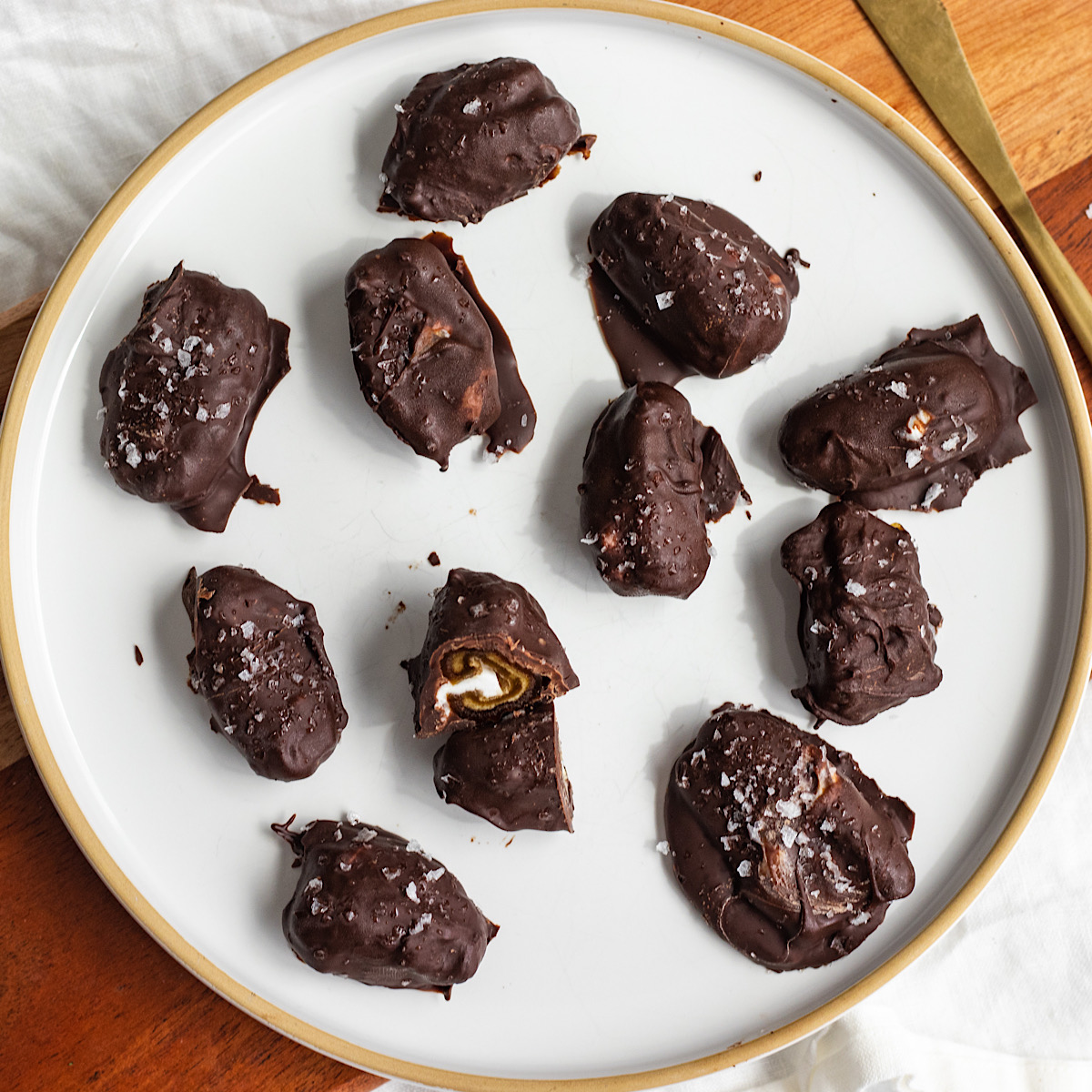 dark chocolate covered yogurt stuffed dates