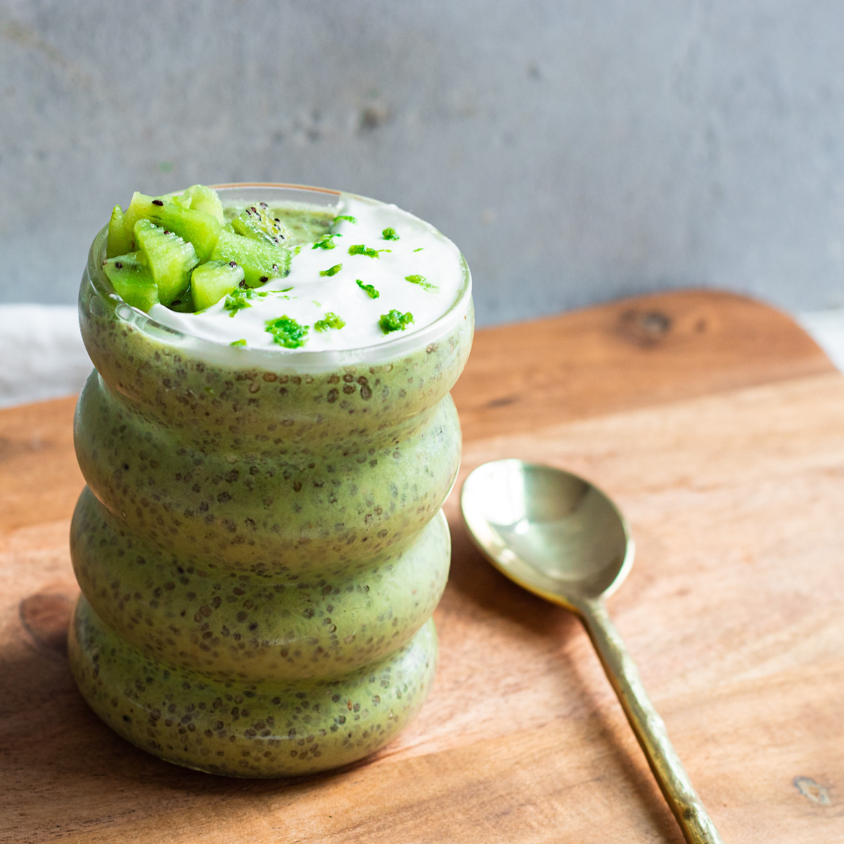 kiwi lime chia pudding