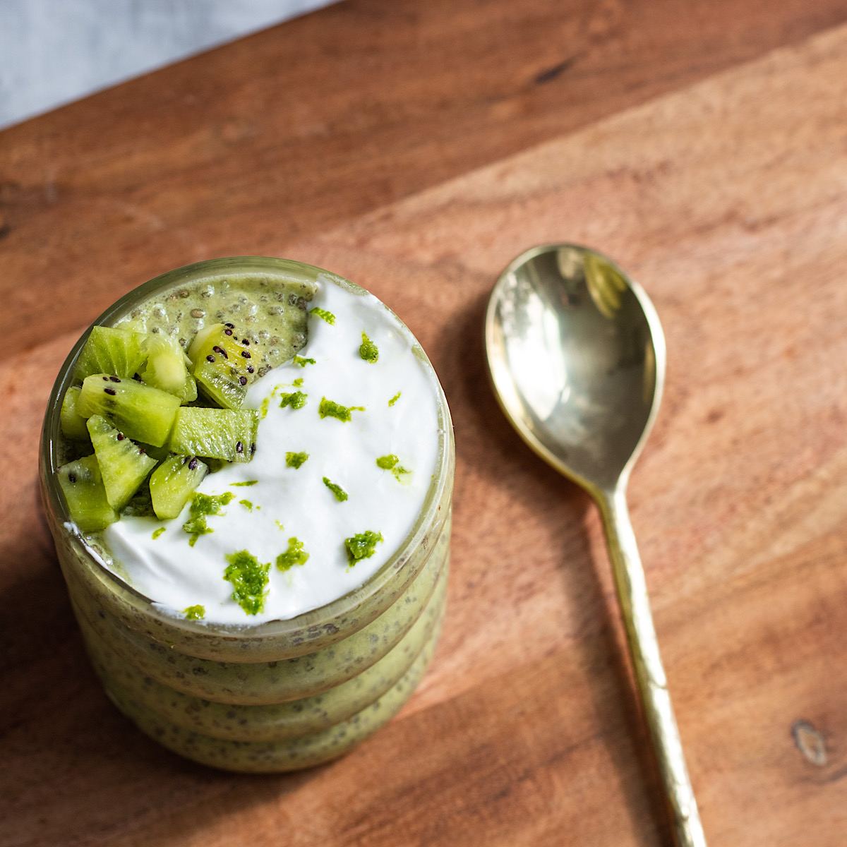 kiwi lime chia pudding