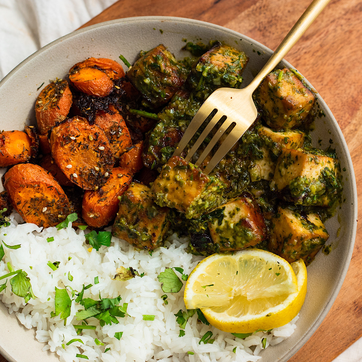 vegan chimichurri tofu bowl