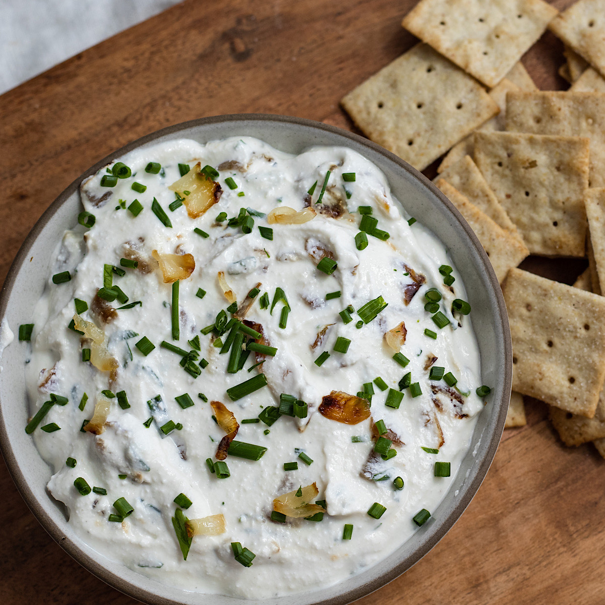 french onion cottage cheese dip (high protein, gluten free)