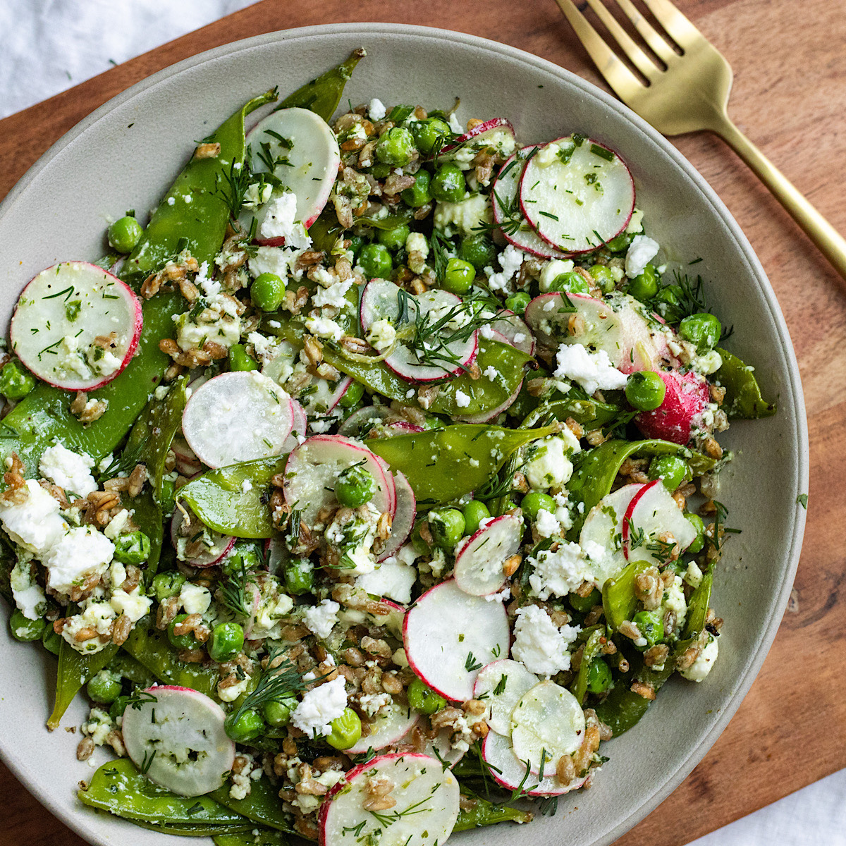 Crispy Farro Salad with Peas and Feta - Avocado Skillet