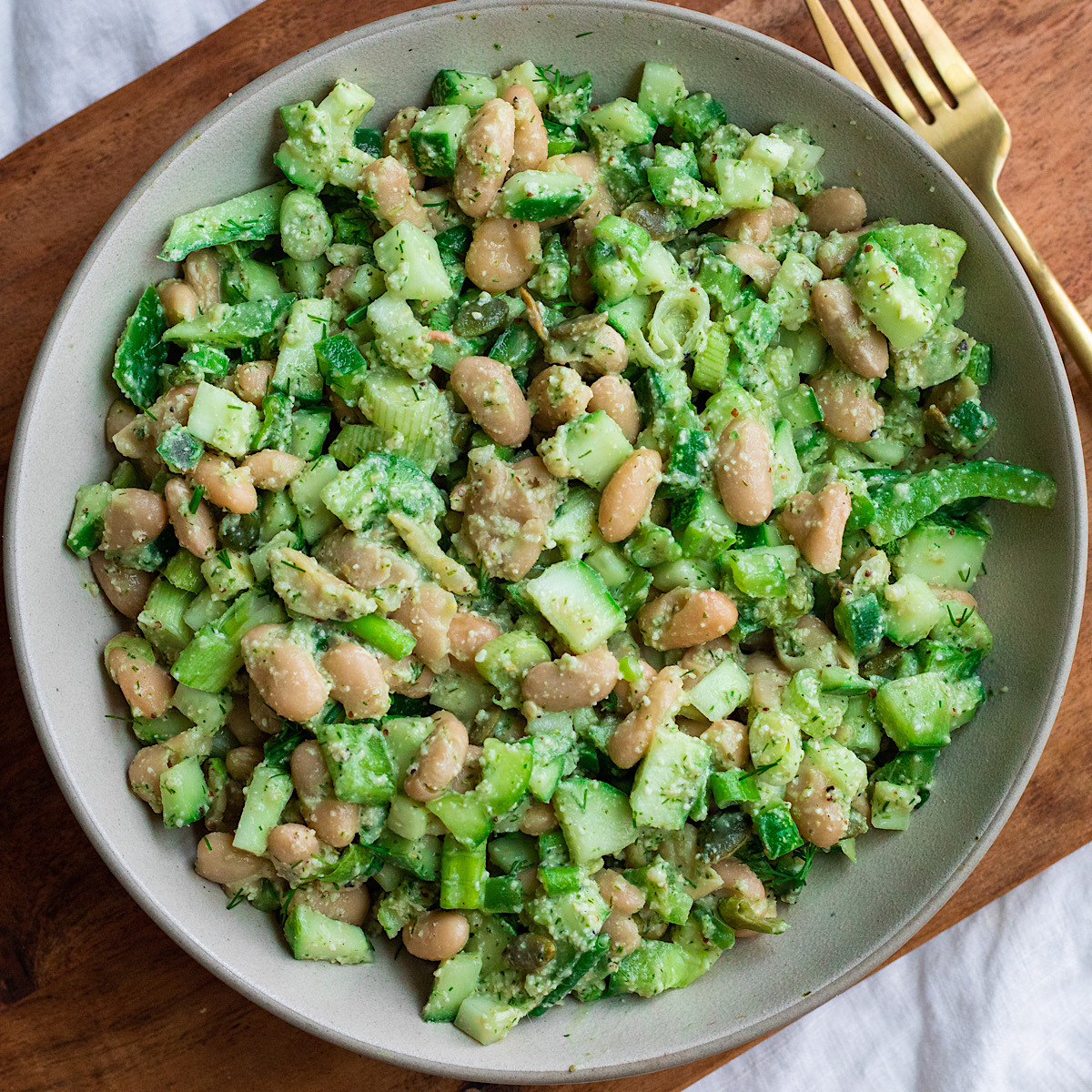 dill pickle white bean salad (vegan)