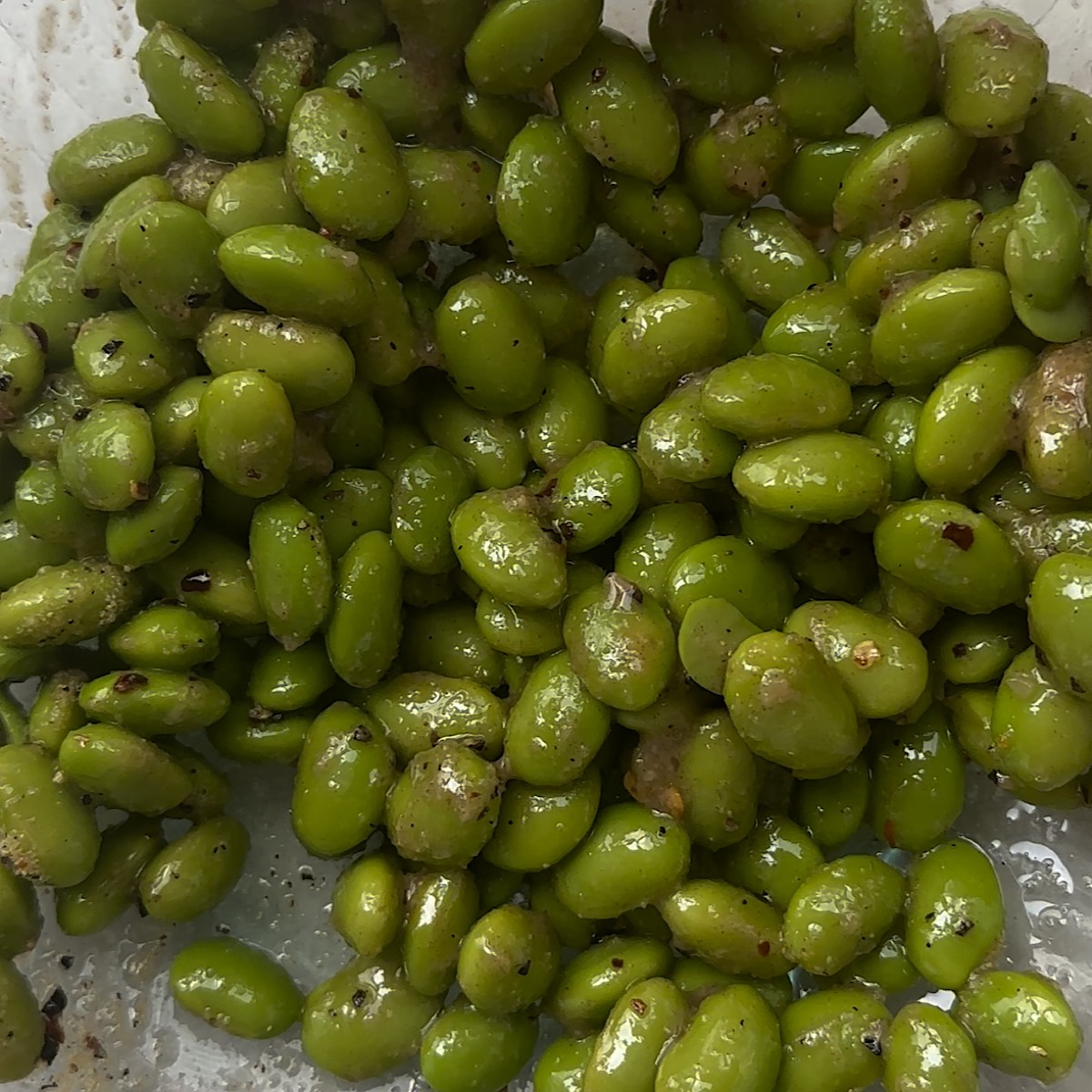 edamame in bowl