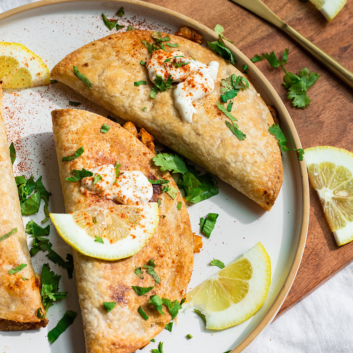 crispy mediterranean white bean tacos