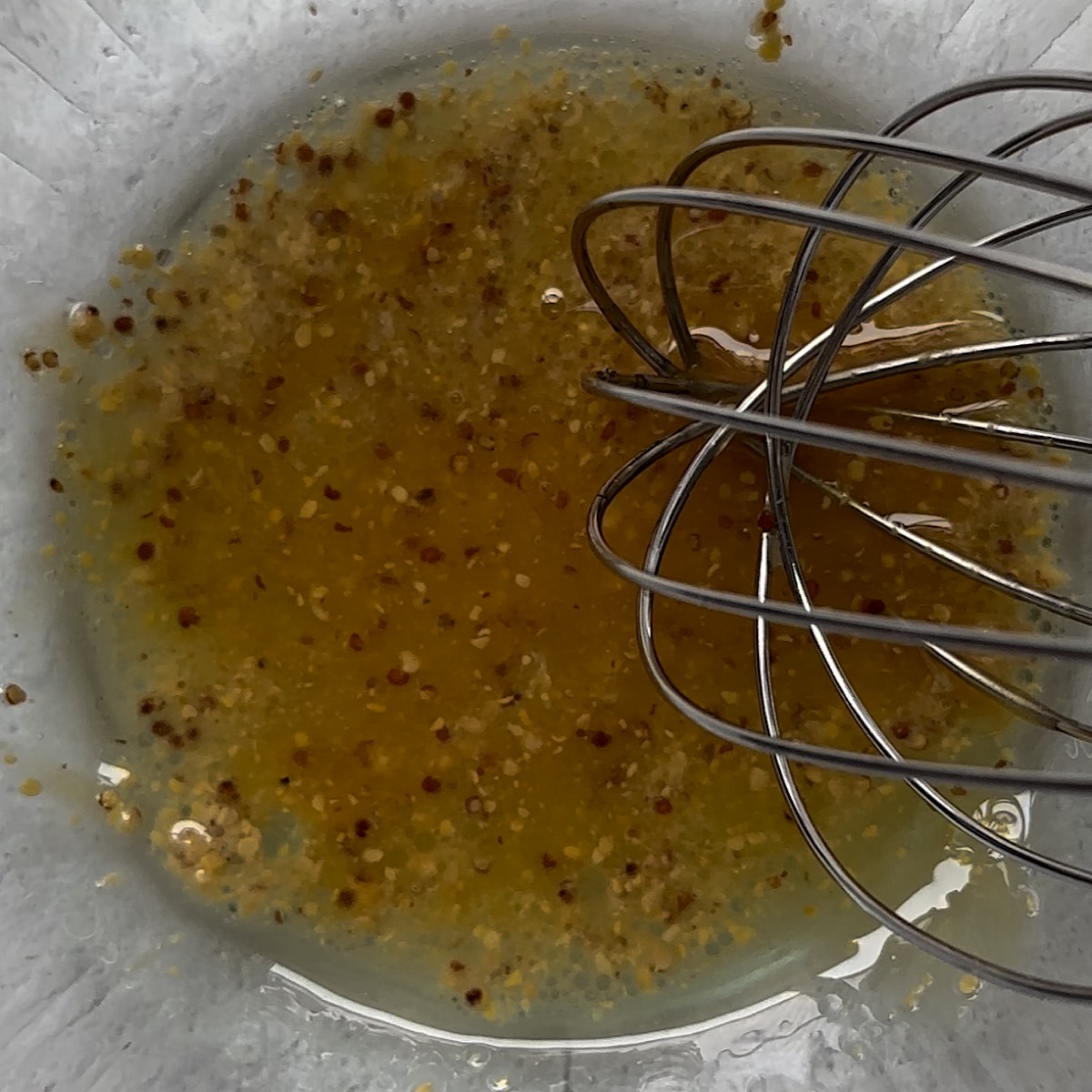 honey mustard sauce in bowl