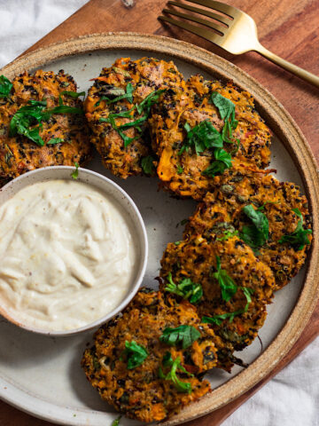 carrot quinoa fritters with cashew aioli