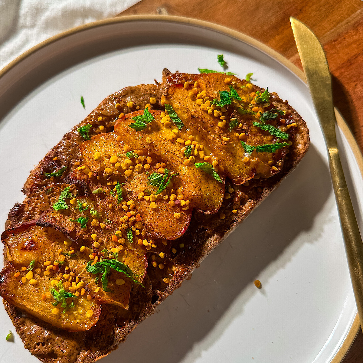 air fryer peach honey toast