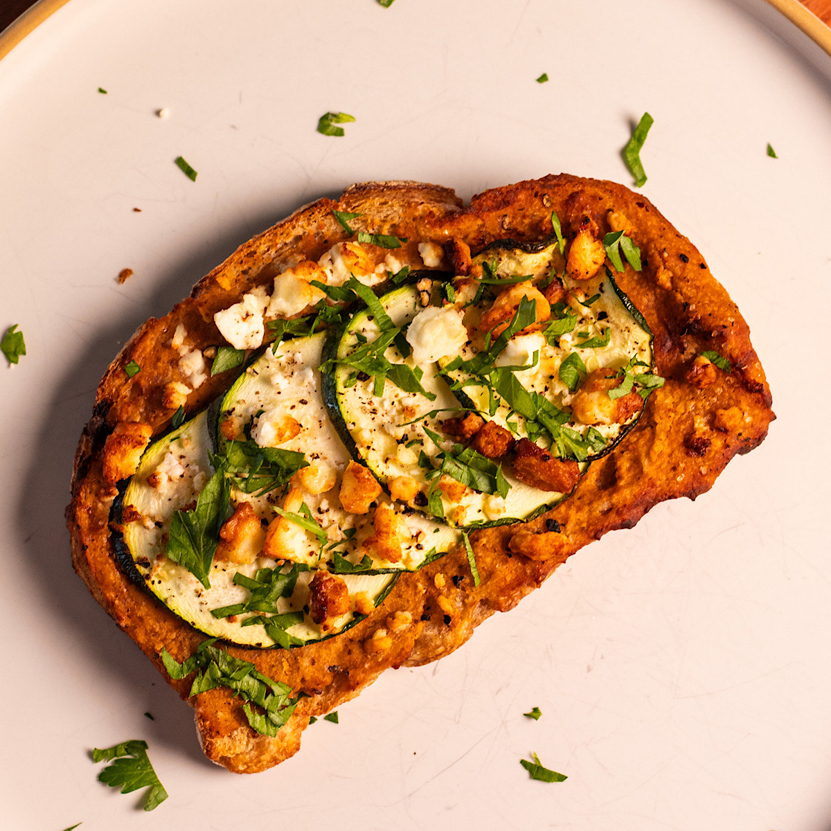 air fryer zucchini hummus toast.