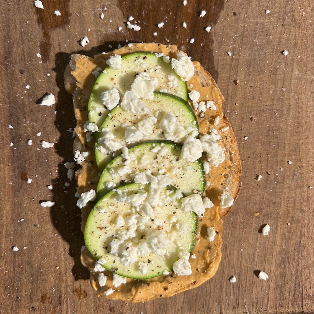 zucchini toast with toppings.