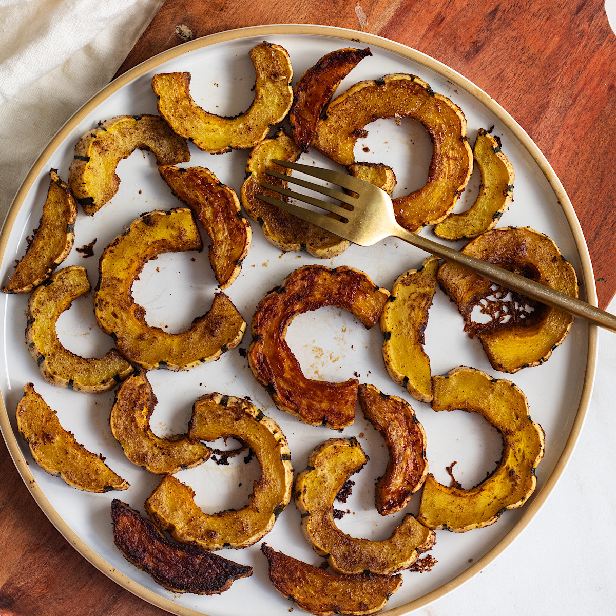 cinnamon maple cardamom delicata squash