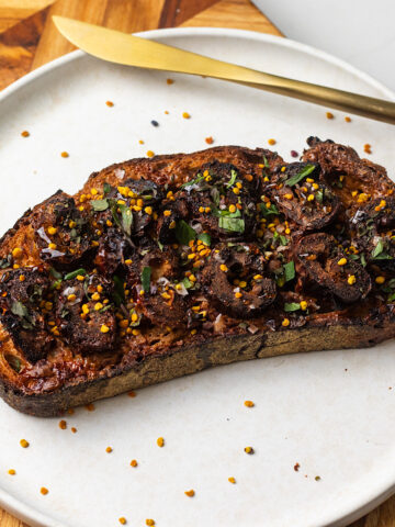 air fryer hot honey date toast