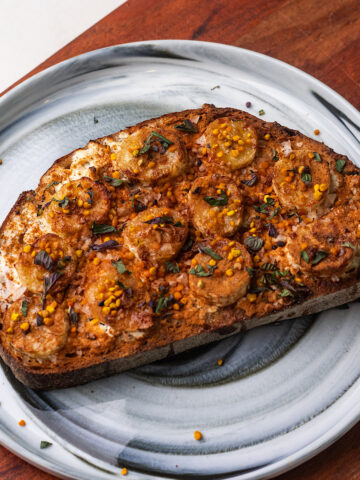 air fryer banana cottage cheese toast