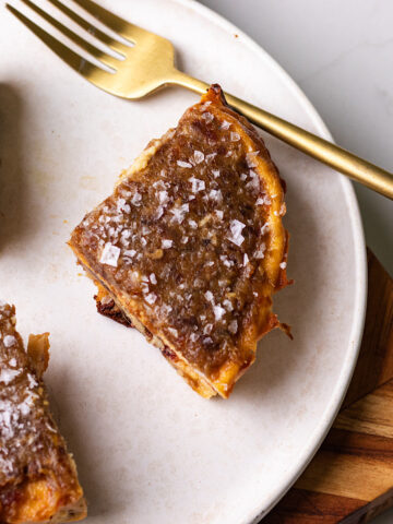 salted caramel cottage cheese cheesecake (high protein)