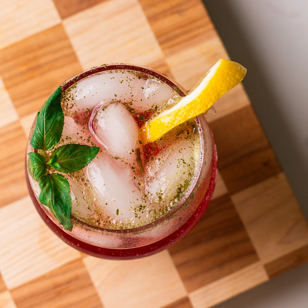 lemon hibiscus spritzer mocktail