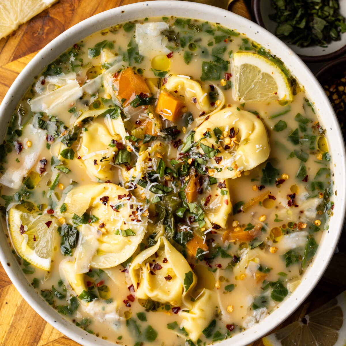 lemon parmesan tortellini soup