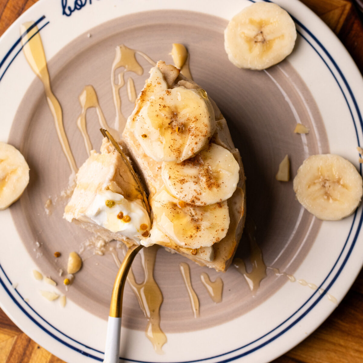 high protein banana cream pie cheesecake