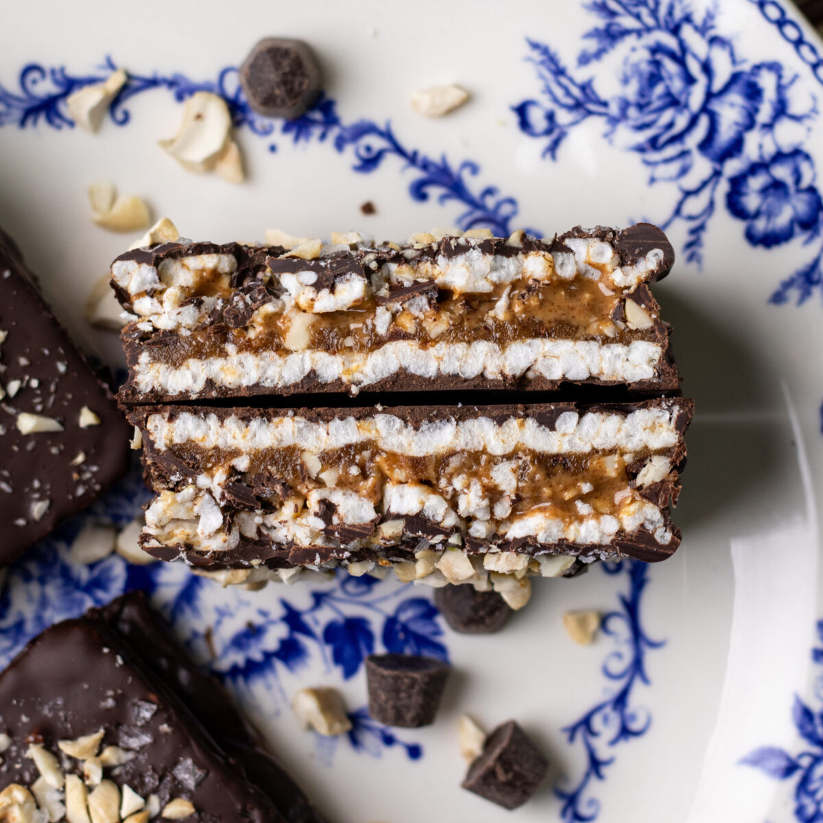 rice cake snickers with dates