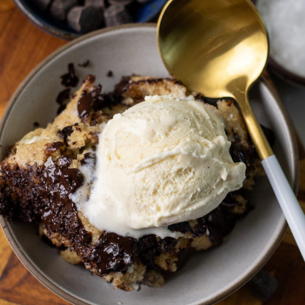 high protein cottage cheese cookie skillet
