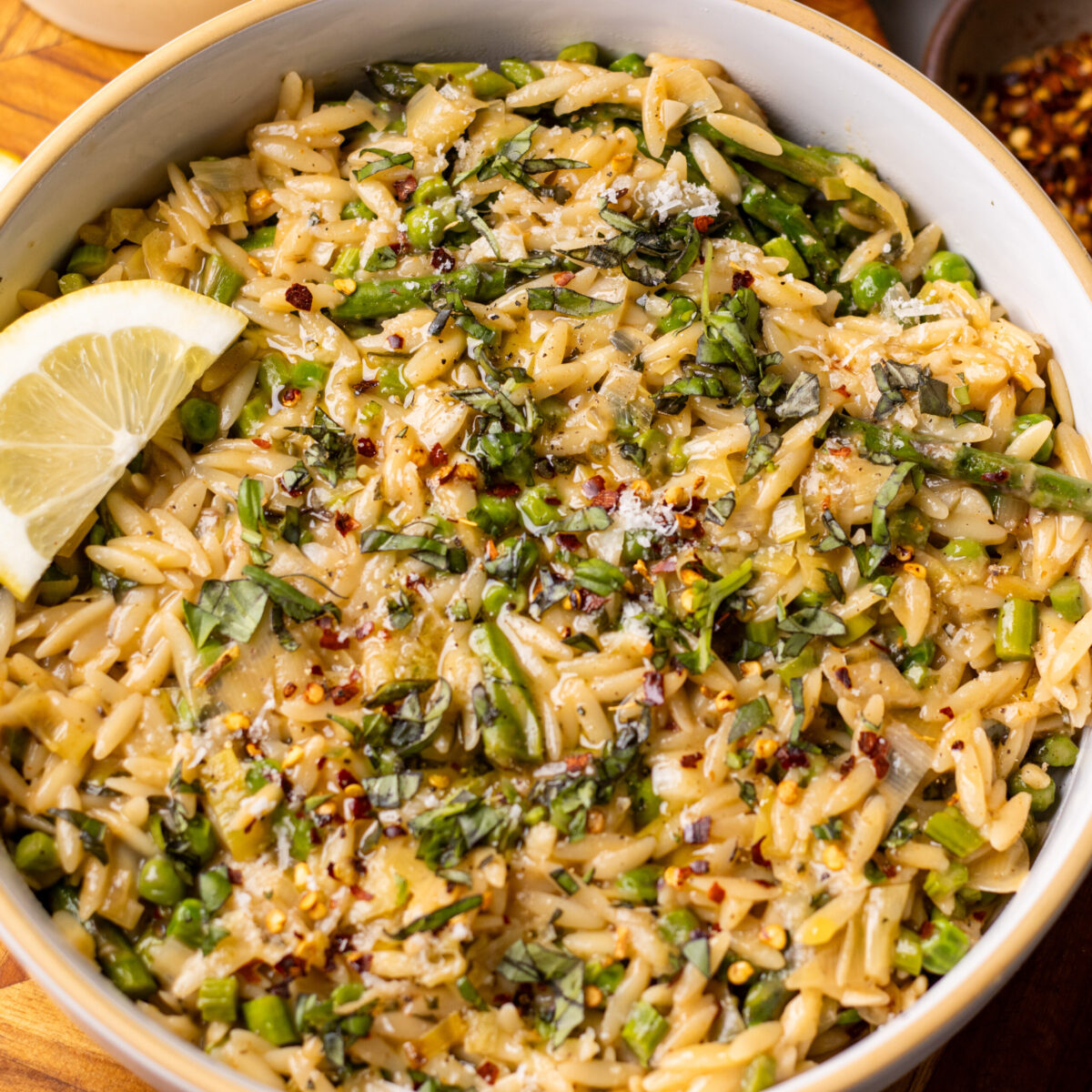 one pot garlic parmesan orzo with peas and asparagus