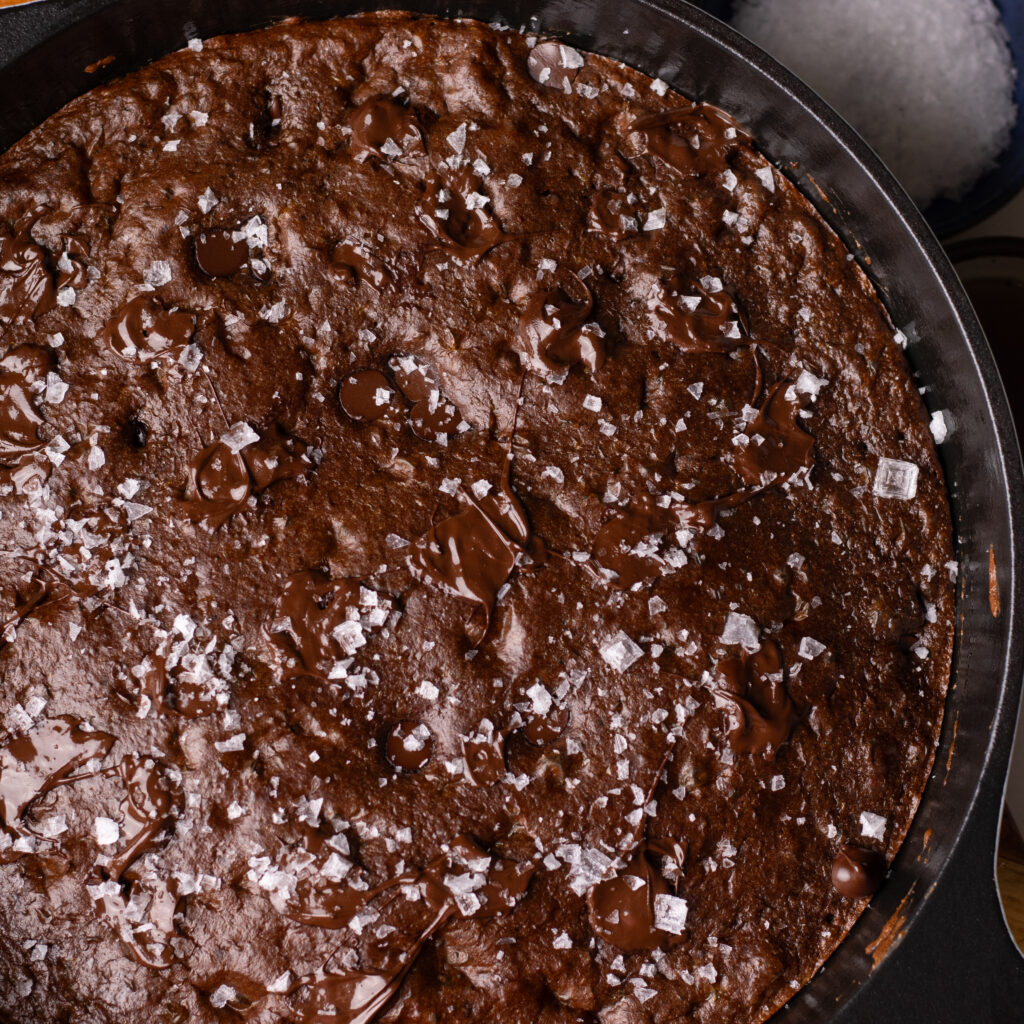 high protein cottage cheese brownie skillet