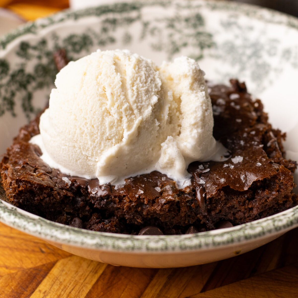 high protein cottage cheese brownie skillet