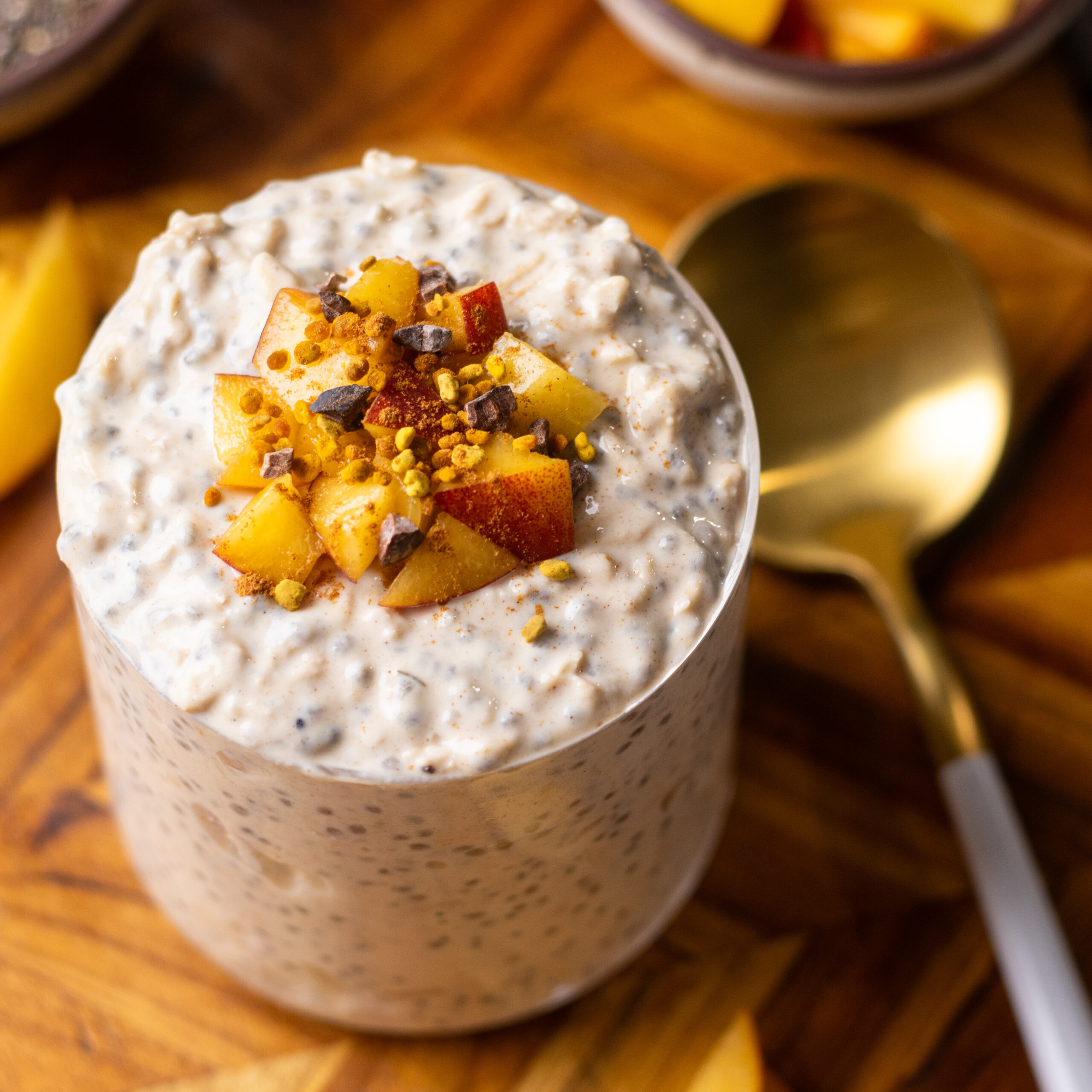 high protein peach pie overnight oats