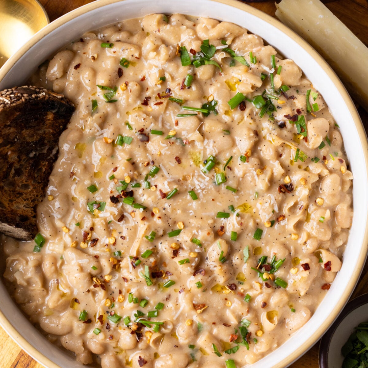 mac and cheese beans (high protein)